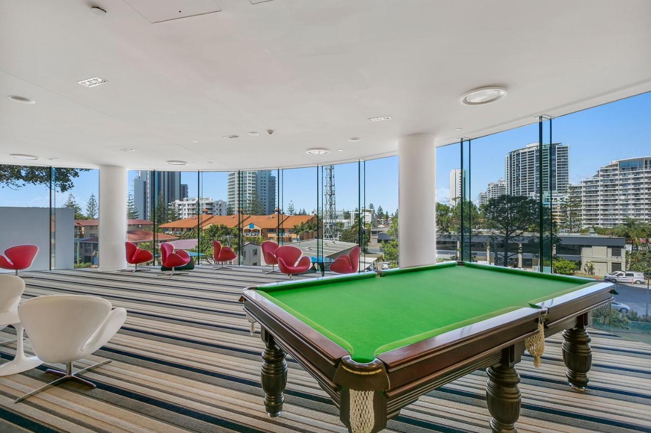 Oracle Broadbeach - 4 Bedroom Sub Penthouse Ocean View - Qstay